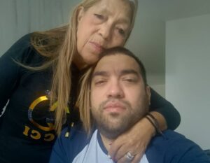 «Soy libre como tu alma»: Ramón Centeno honró a su madre tras años de injusticia (Video)