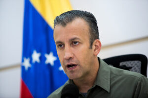 Tareck El Aissami llegó en silla de ruedas a los tribunales