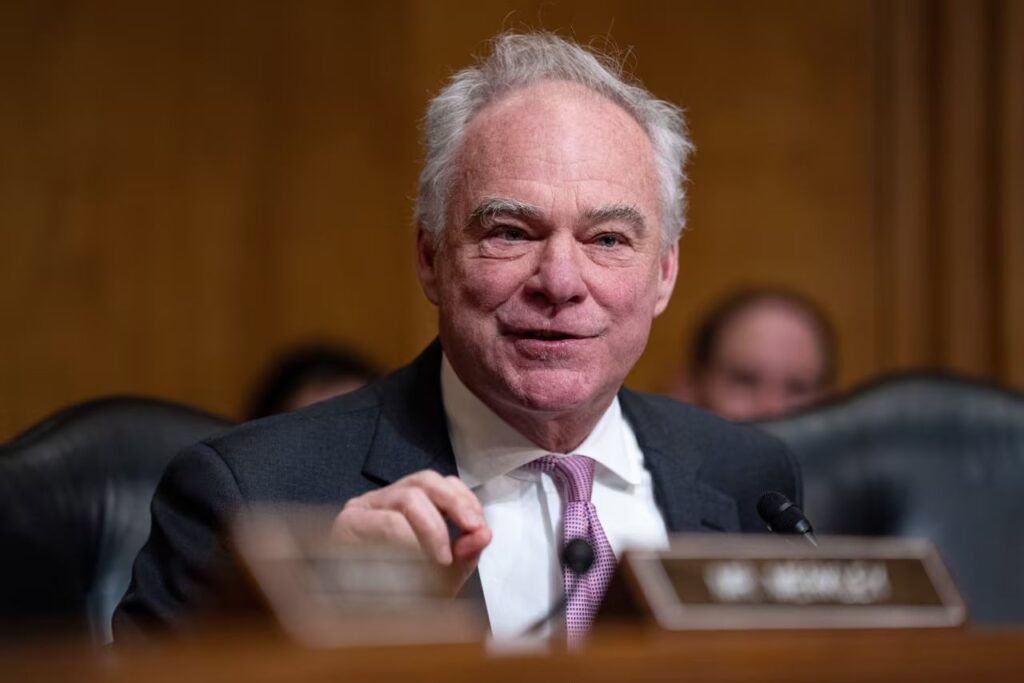 Tim Kaine insta a garantizar elecciones en Venezuela este año