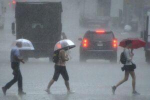 Tormentas, tornados y frío invernal azotarán a Estados Unidos
