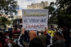 Trabajadores alertan sobre esclavitud salarial en Venezuela: aprobaron una agenda de movilización – AlbertoNews