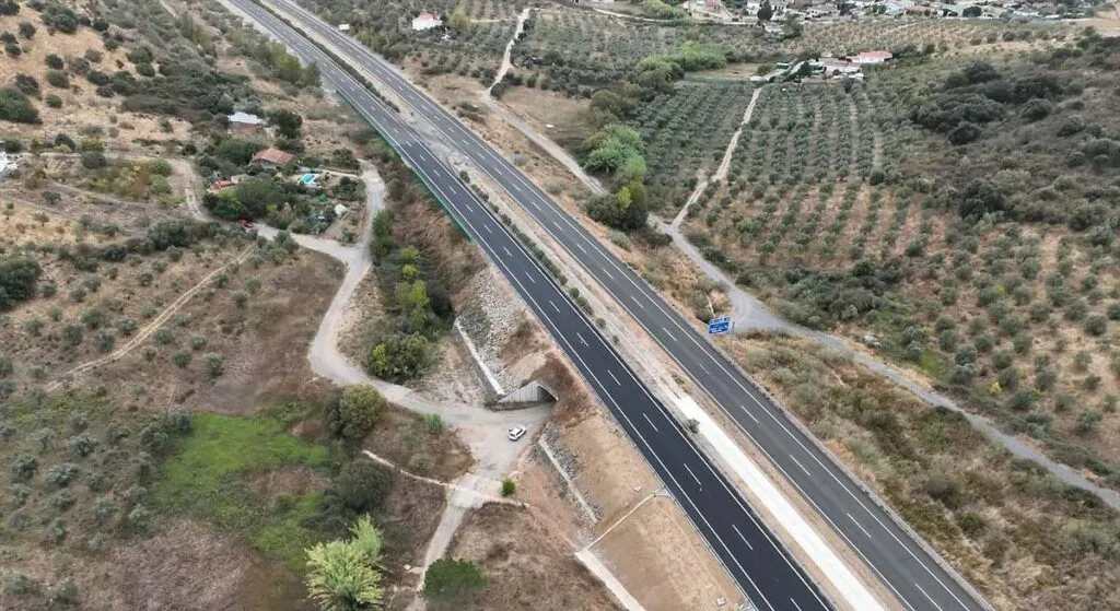 Transportes da luz verde a la autovía Badajoz-Zafra por 551 millones