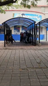 Tres puntos de sellado en la frontera con fuertes controles para extranjeros