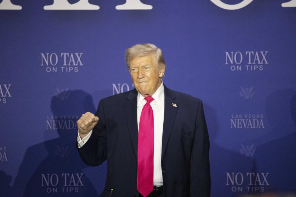Trump advirtió al régimen de Cuba que "muy pronto" verá la "gran fuerza" del ejército de EEUU (VIDEO)