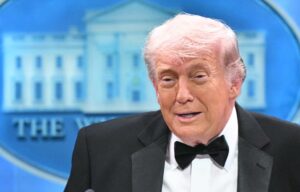 Trump aseguró que tiroteo muestra necesidad de construir salón de baile en la Casa Blanca