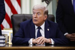 Trump dice que María Corina Machado le dio el Nobel y le dijo que ella «no se lo merecía» – AlbertoNews