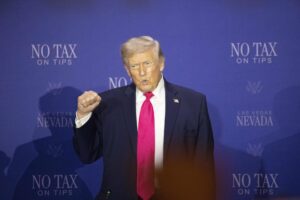 Trump dice que el bloqueo a Irán terminará «tan pronto se firme un acuerdo»