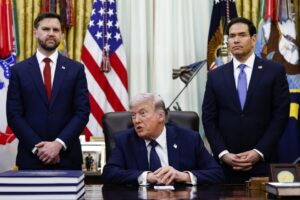 Trump habló sobre su relación con «la gente que dirige» Venezuela (VIDEO)
