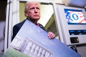 Trump reveló un nuevo búnker en la Casa Blanca con refugios antibombas y techos a prueba de drones