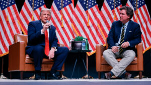 Tucker Carlson explica por qué se siente «traicionado» por Trump