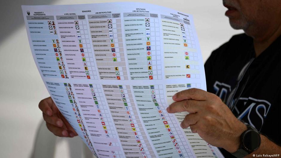 UE: elecciones en Perú fueron transparentes pese a problemas