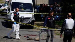 Un atacante muerto y dos heridos en un tiroteo ante el consulado israelí en Estambul – AlbertoNews
