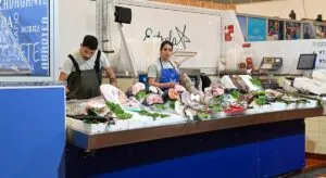 Un matrimonio de pescaderos consigue deshacerse de una deuda pública de 77.689 euros tras una insólita resolución del Tribunal Supremo: u