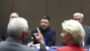 Una línea de vida para Ucrania: en qué consiste el préstamo de 90.000 millones de la UE a Kiev | elperiodico.com