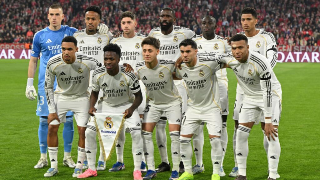 Uno a uno del Real Madrid ante el Bayern: Camavinga se lleva el balón de sus compañeros