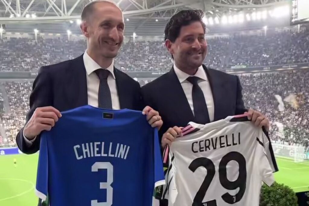 VIDEO: Venezolano Francisco Cervelli intercambió camisetas con Giorgio Chiellini en partido de la Juve