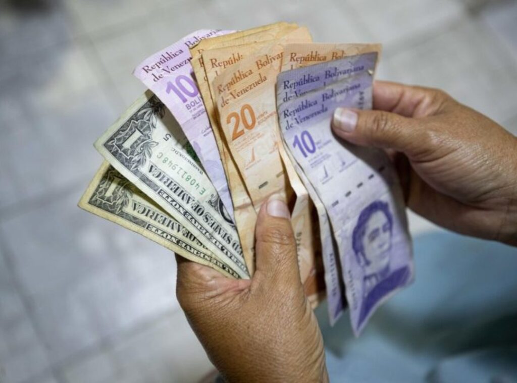 Venezuela supera los 3.000 millones de dólares en recaudación tributaria trimestral