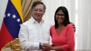 Venezuela y Colombia acuerdan cooperar en combate a «mafias»