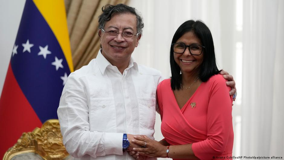 Venezuela y Colombia acuerdan cooperar en combate a "mafias"