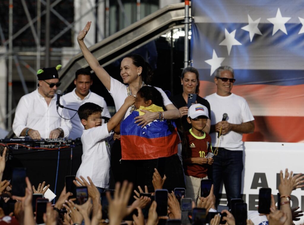 Visita de María Corina Machado a Madrid ocupó las principales portadas de la prensa española