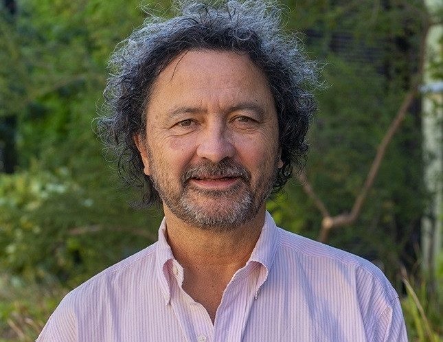 Vladimiro Mujica: Un Cisne Negro en Venezuela