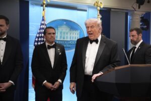 Vocería de Machado y González Urrutia condena atentado contra Trump