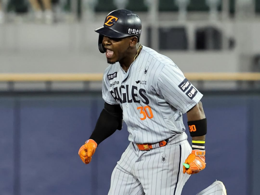Yonathan Perlaza hace eco de su fuerza en Corea