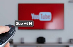 YouTube se ha llenado de anuncios, pero con este truco me salto todos los de más de 30 segundos