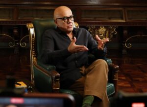 ¿Primero la economía y luego las elecciones? Analistas responden a palabras de Jorge Rodríguez 