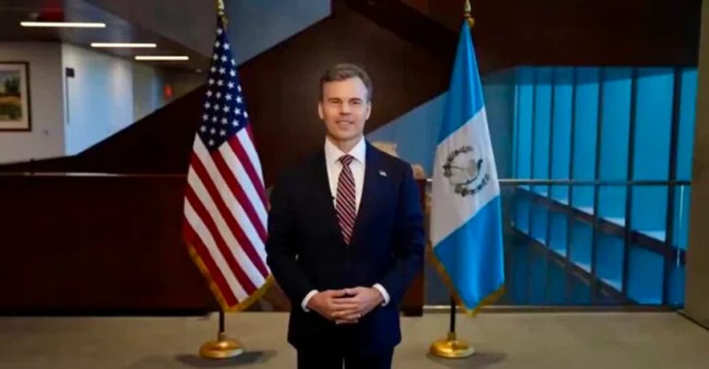 ¿Quién es John Barrett, el nuevo encargado de negocios de Estados Unidos en Venezuela?