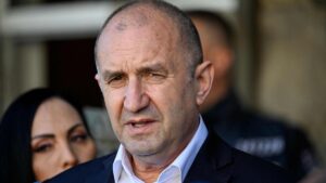 ¿Será Rumen Radev, el próximo primer ministro de Bulgaria, el nuevo caballo de Troya de Putin en la UE? | elperiodico.com