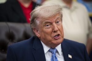 Trump dice que Irán «nunca tendrá un arma nuclear» y que la guerra «se resolverá pronto»