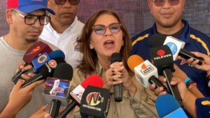 Ministra de Transporte ratifica el aumento del pasaje urbano a 140 bolívares
