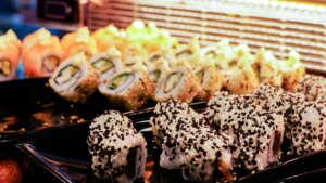 Abre en Madrid un nuevo local donde comer sushi de una manera original y por menos de 20 euros