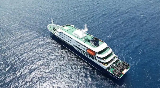 Aíslan en Chile a dos personas del crucero afectado por hantavirus