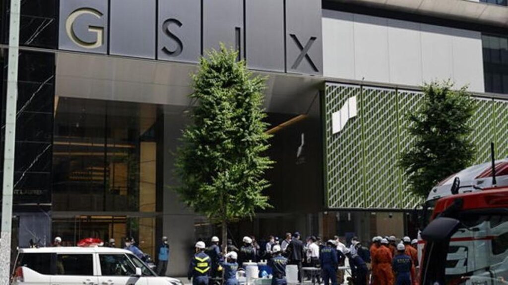 Alerta en un centro comercial de Ginza (Tokio).
