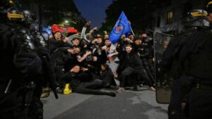Al menos 79 detenciones y un policía herido por festejos de fanáticos del PSG