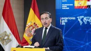 Albares asegura que los activistas españoles detenidos por Israel podrían ser deportados este jueves | elperiodico.com