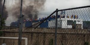 Algunos presos del Injuba de Barinas lograron gritar a familiares que serán trasladados a El Rodeo (VIDEO)