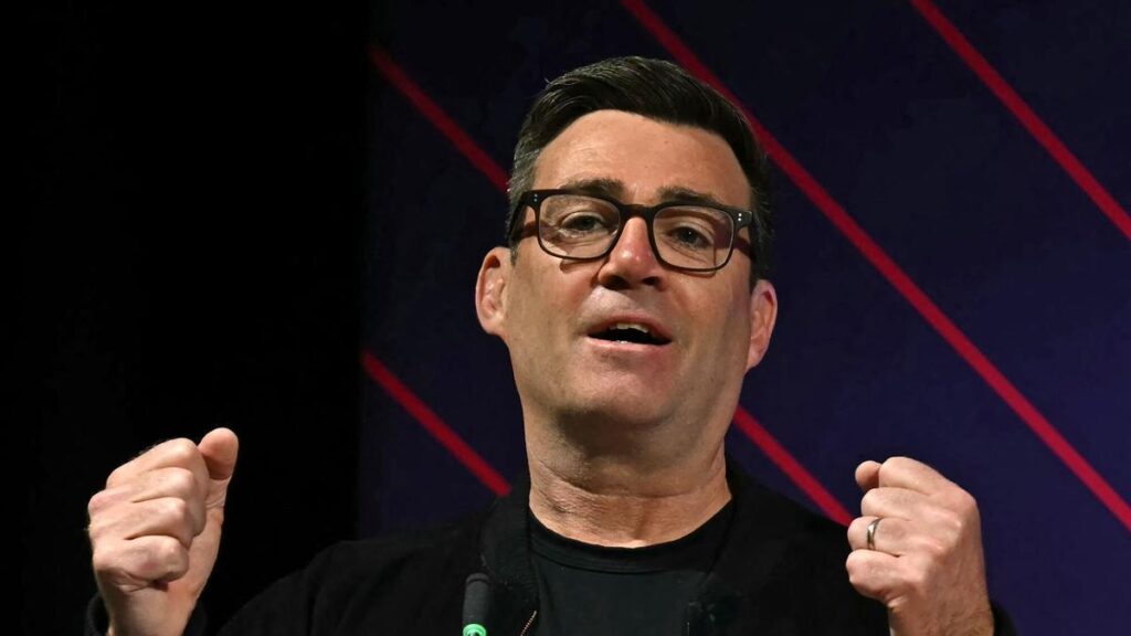 Andy Burnham, alcalde de Mánchester y aspirante a relevar a Starmer: un gestor eficaz con un plan ambicioso pero difícil de aplicar
