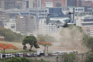 Así aterrizaron los Osprey V-22 en Caracas durante ejercicio de respuesta militar en embajada de EEUU (VIDEOS)