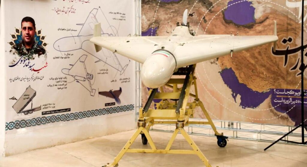 Ataque con drones a una central nuclear en Emiratos Árabes Unidos: un dron impacta en un generador