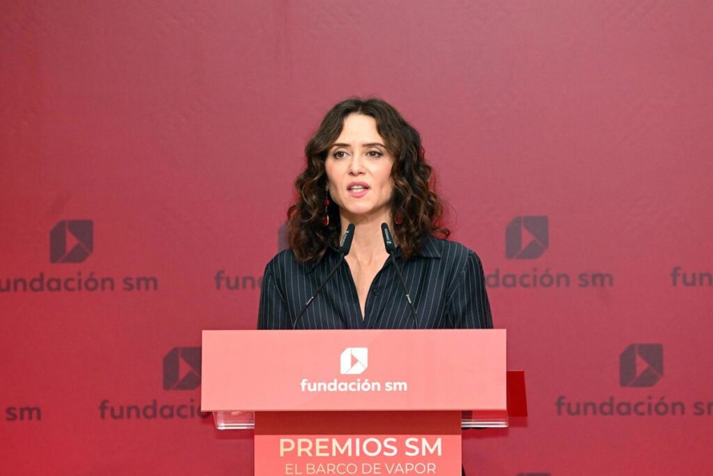 Ayuso dice que tuvo que ir escoltada en México "hasta el avión" mientras Gobierno no le preguntó ni "cómo estaba"