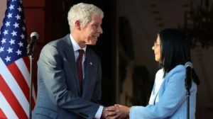 BBC Mundo: 3 ejemplos que evidencian cómo Delcy Rodríguez está desmantelando en Venezuela el modelo económico chavista – Efecto Cocuyo