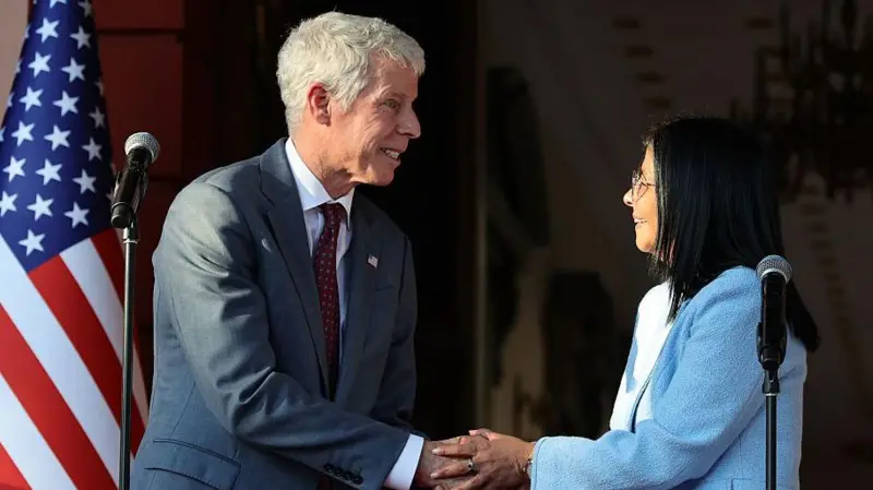 BBC Mundo: 3 ejemplos que evidencian cómo Delcy Rodríguez está desmantelando en Venezuela el modelo económico chavista – Efecto Cocuyo