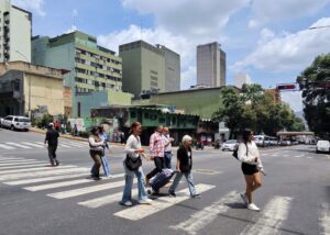Bloomberg: El repunte del 220% en bonos se detiene al chocar la euforia venezolana con la realidad