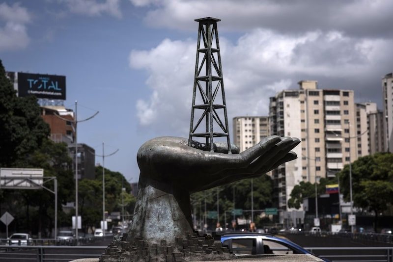 Bloomberg: ¿Podrá Venezuela recuperar la confianza de los inversionistas con una reforma de su deuda?