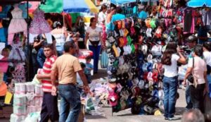Caída de 63% en ingreso mínimo desde el año 2000 reporta Ecoanalítica
