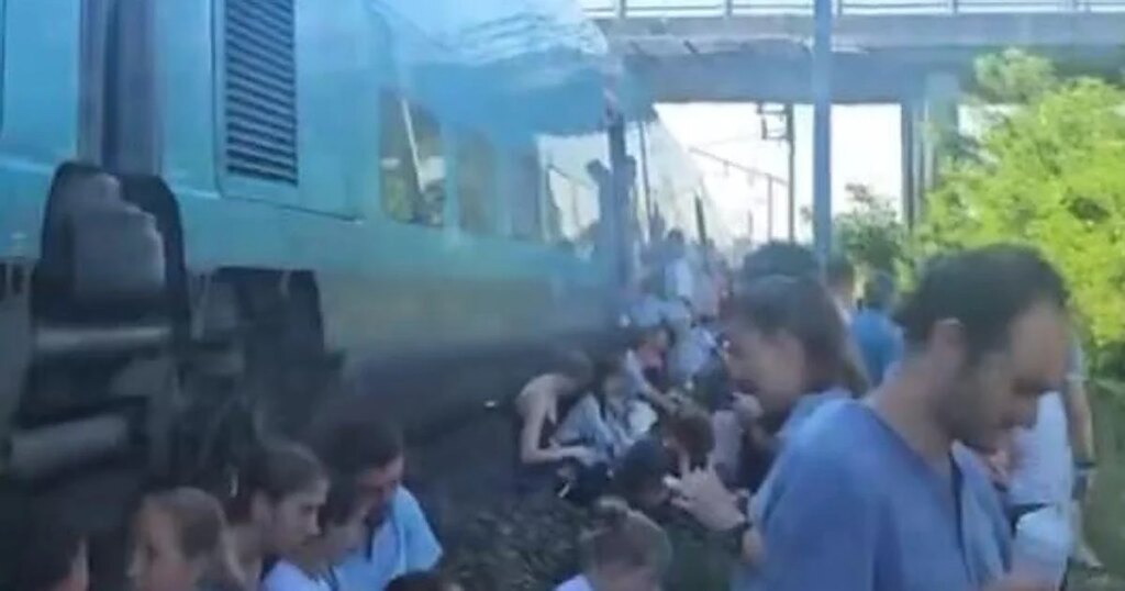 Caos en la alta velocidad francesa: un fallo eléctrico masivo deja atrapados a mil pasajeros en plena ola de calor