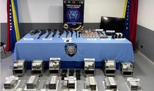 Capturado hombre con arsenal y equipos de criptominería